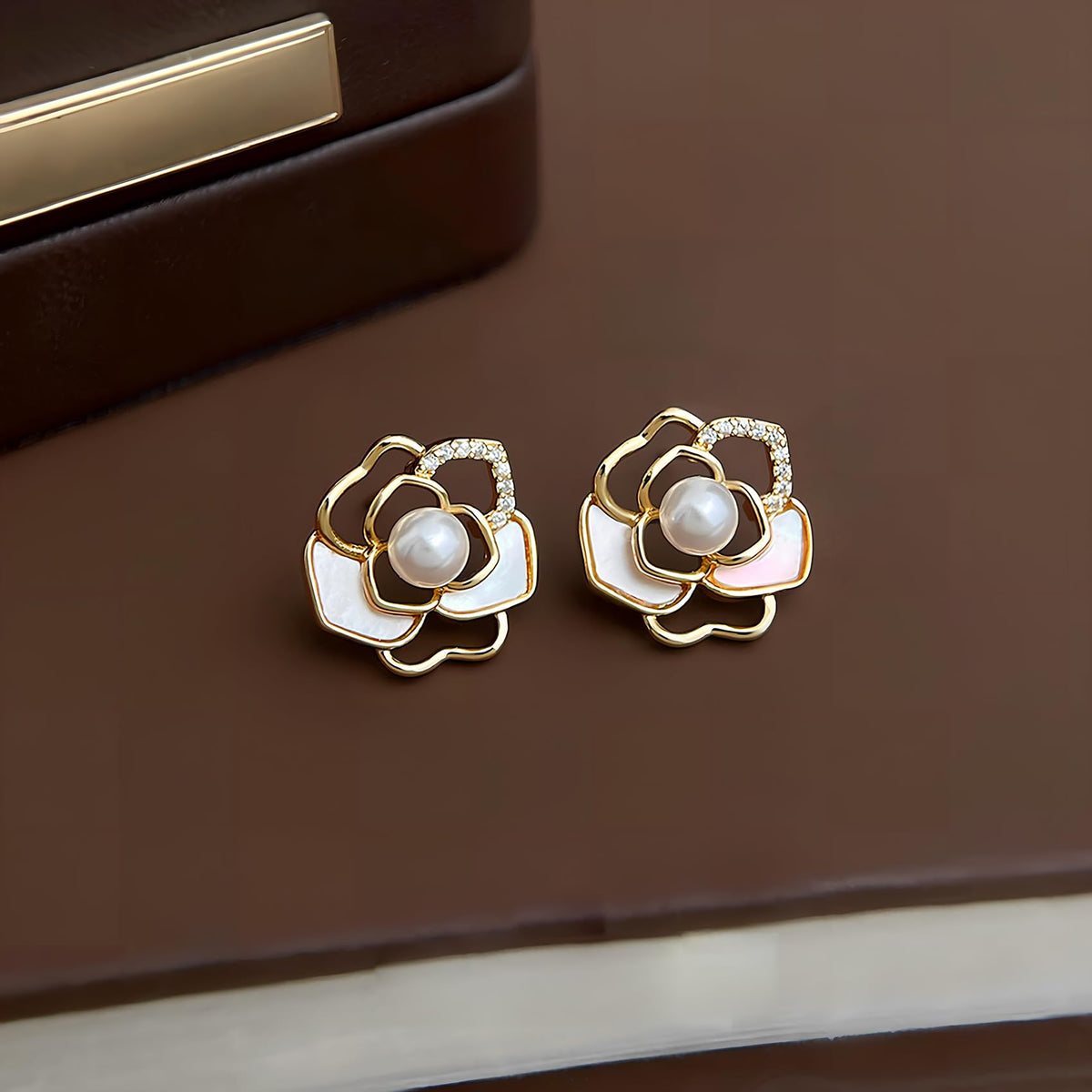 ピアス つけっぱなし レディース 金属アレルギー対応 18kメッキ シルバー 925 セカンド ピアス 贈り物 両耳 可愛い シンプル花 お祝い 贈り物 お誕生日 結婚式